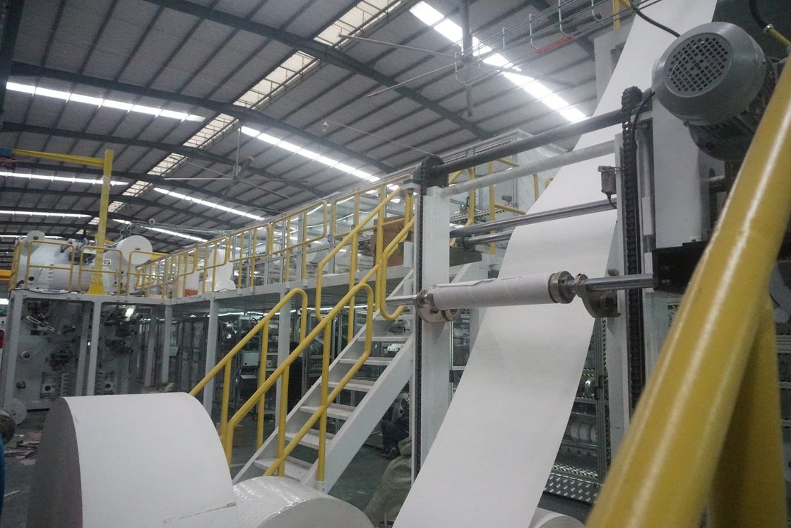 380V 50Hz 5% Tolerance Plup SAP Adult Diaper Production Line